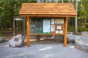 Image of kiosk with trail maps